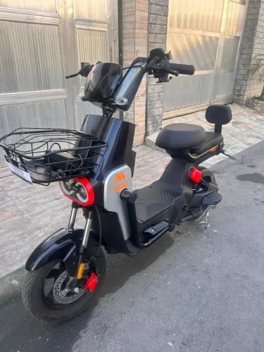 Scooter elétrica IM10