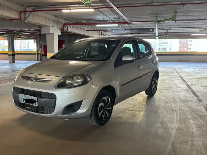 Fiat Palio Attractive 1.0 EVO Fire Flex 8V 5P 2012