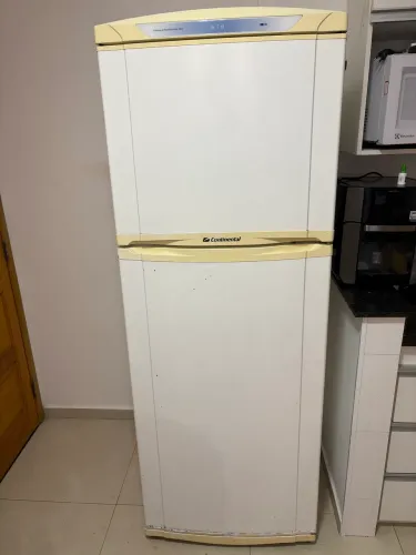 Vendo geladeira 470 litros duplex