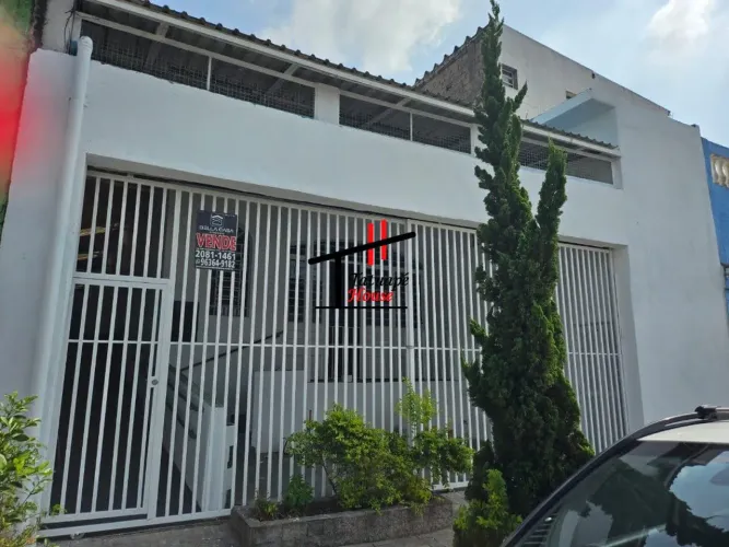 Prédio Comercial á Venda com galpão e escritórios