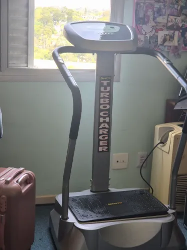Plataforma Vibratória Energym Turbo Charger