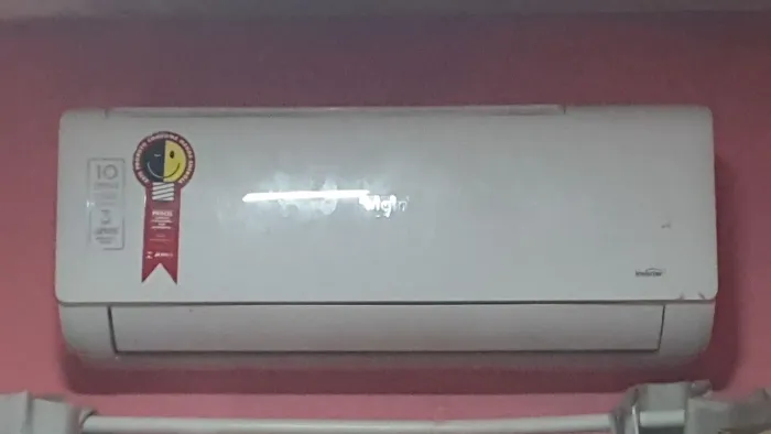 Vendo ar condicionado 9 mil