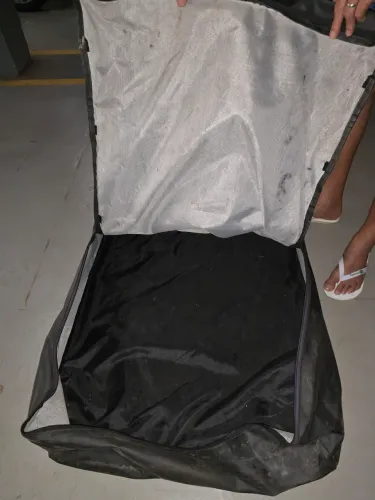 Bolsa para transporte de bagagem de teto para ser usado combinado com bagageiro thule