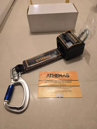 Trava Quedas Retrátil Athenas modelo AT 7071 RT 3 Metros