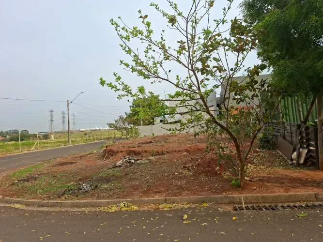 Terreno à venda no Parque Terras de Santa Maria em Hortolândia - SP