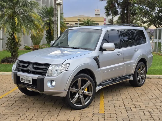 Mitsubishi Pajero Full GLS/gls/pkhpe 3.2 Dies.ti 5P 2008