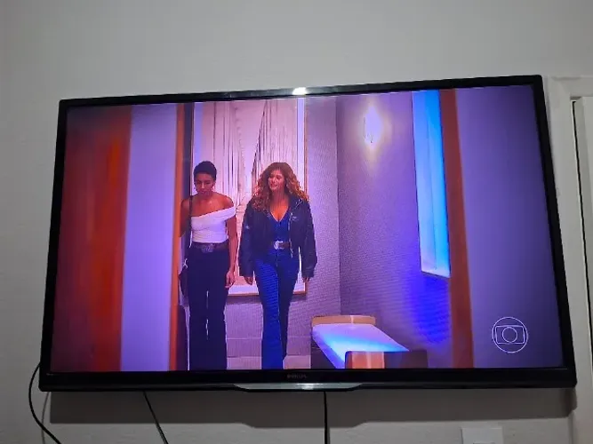 TV 46 polegadas