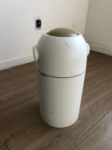 Lixeira Antiodor para fraldas - Sistema de vedação Branco  - KaBaby