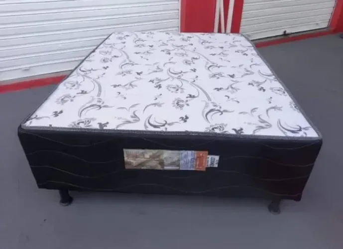 Cama Conjugada de Casal (Preto/Branco)