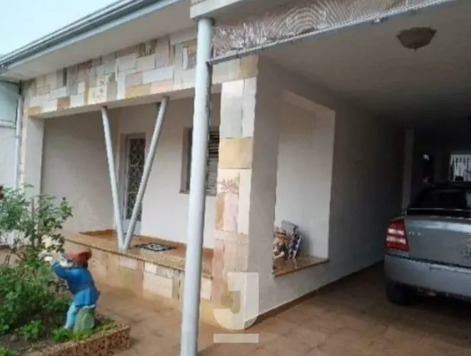 Casa à Venda - Vila Teixeira, Salto - 232m2 - 2 Quartos