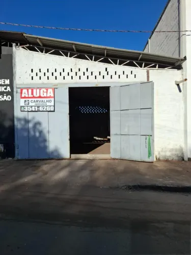Galpão para locação com 98 m² na Av. das Bandeiras,