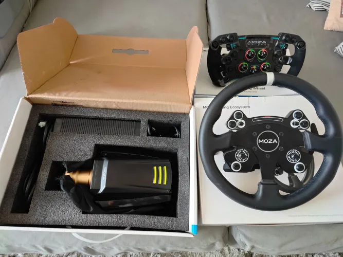 Moza Base R21 + Volante GS + Volante CS + Brinde