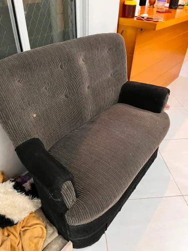 KIT: 1 SOFÁ e 2 POLTRONAS 