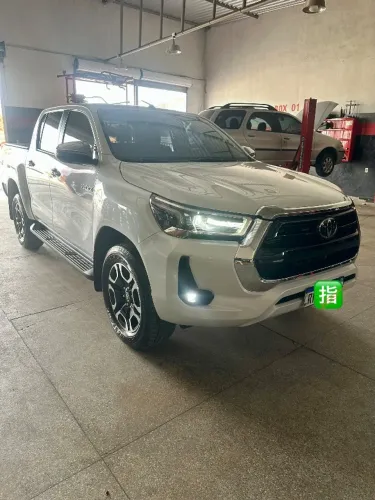 Toyota Hilux CD SRX 4X4 2.8 TDI 16V Diesel Aut. 2025