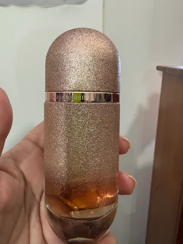 perfume 212 VIP Rosé Elixir Eau de Parfum da Carolina Herrera