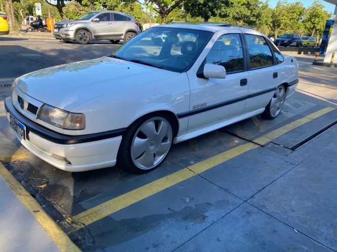 Chevrolet Vectra GSI 2.0 16V (modelo Antigo) 1996