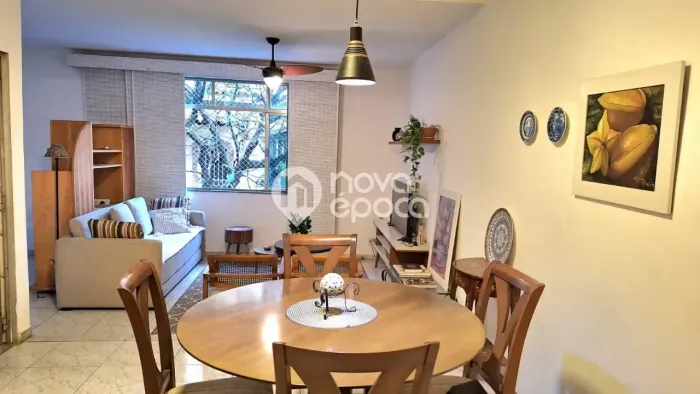 Casa de vila para venda com 3 quartos em Tijuca com 166m²