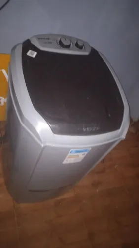 Tanquinho semi-novo