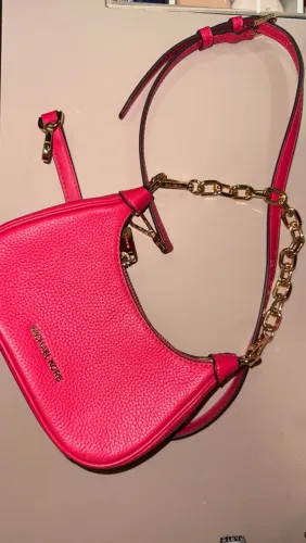 Bolsa michael Kors pequena modelo Ace, na cor pink