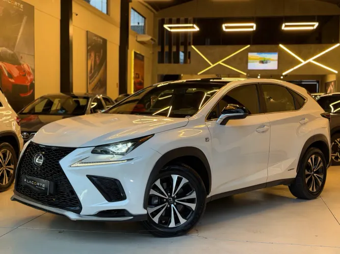 Lexus NX-300 H F-sport 2.5 16V Aut. 2019