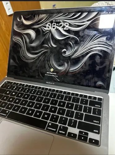 MacBook Air M1