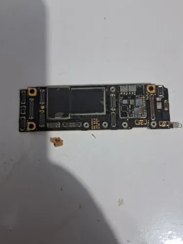 PLACA MÃE IPHONE 11 