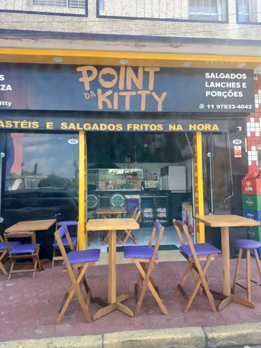 Passa-se Ponto Pastelaria Completa