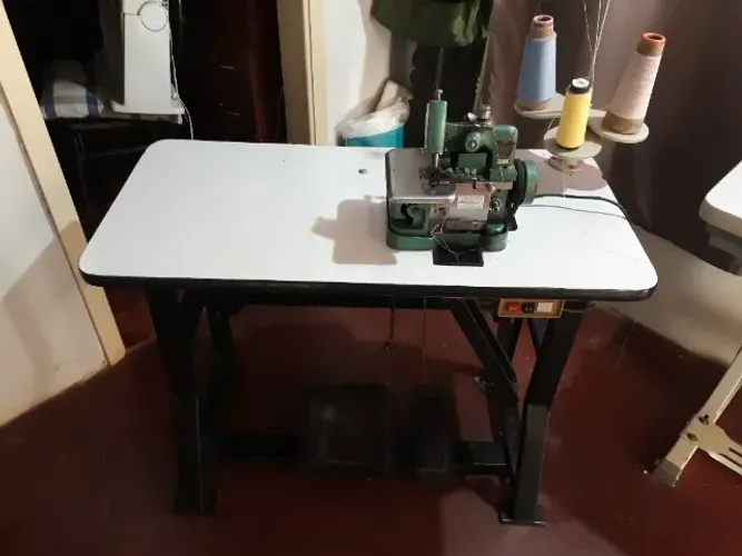 Maquina Overlock Butterfly GN1-6 (Completa)