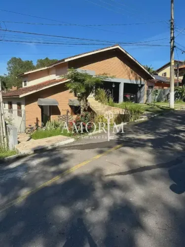 Casa para locação 03 suítes Mobiliada em Condomínio  em Cajamar