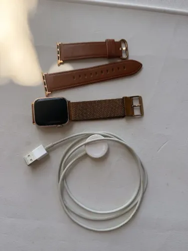 Apple Watch Série 4 + Pulseira Extra - Ótimo Estado / Funcional
