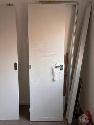 Porta Branca 210x60 cm + Batente + Fechadura