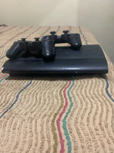 PS3 DESBLOQUEADO COM 12 JOGOS DOIS CONTROLES 