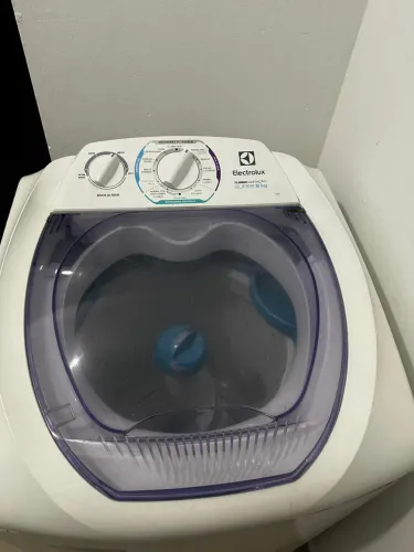 Vendo máquina de lavar roupa Eletrolux 8 kg