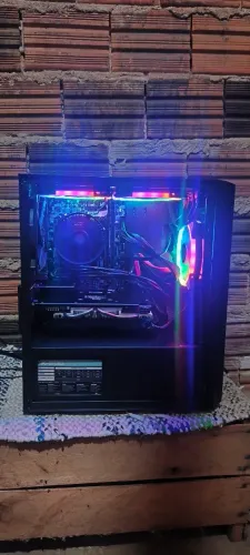 VENDO GABINETE COM RX 580 E OUTRAS PEÇAS