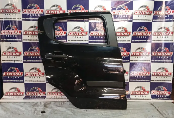 Porta traseira direita Fiat mobi 2016/25