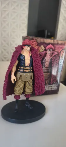 Action figure de Eustass Kid do anime One piece