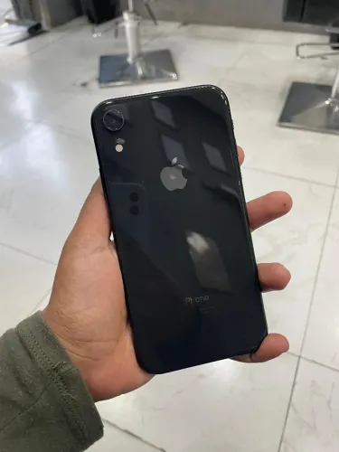 iPhone XR