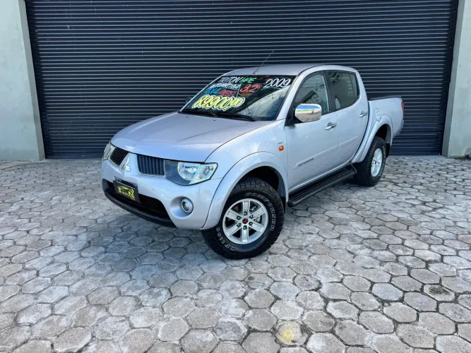 Mitsubishi L200 Triton HPE 3.2 CD TB Int.diesel AUT 2009
