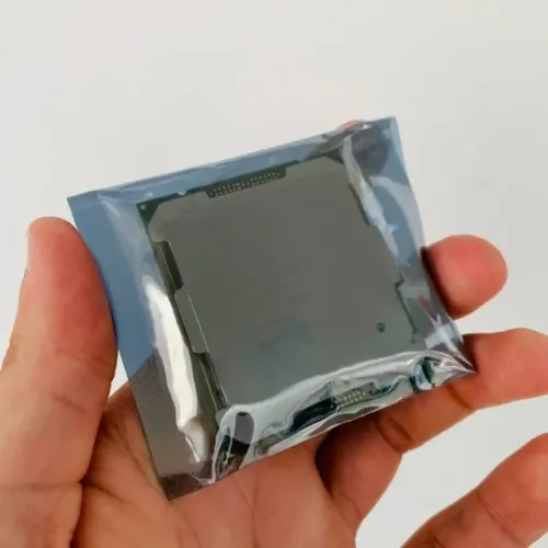 Xeon E5-2680 v4 | 14 Cores / 28 Threads | X99