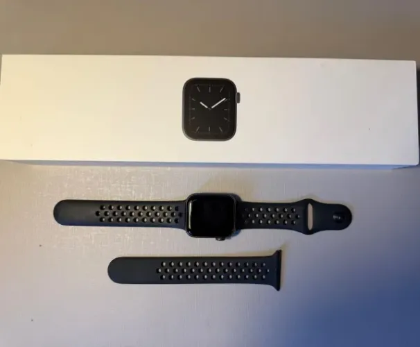 Apple Watch Series 5 40mm GPS