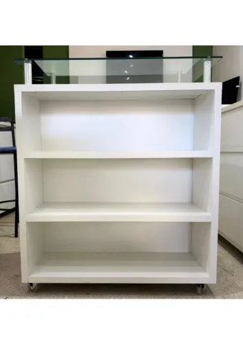 VENDO MÓVEIS E ACESSÓRIOS PARA LOJA