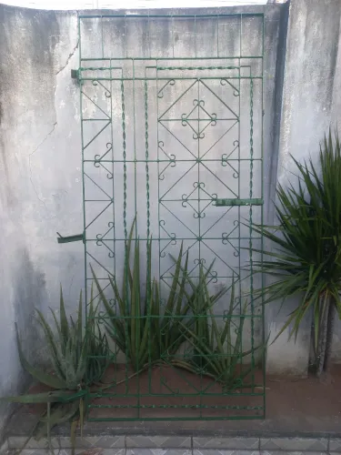 Portão de ferro