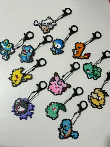 Chaveiros de pixel art Pokemon