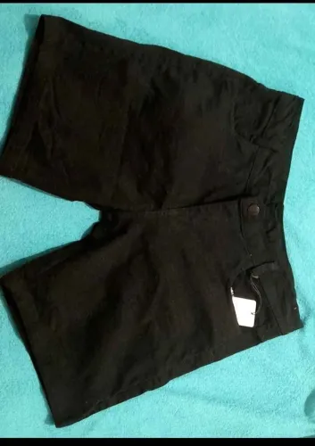 Bermuda jeans preta