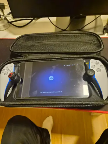 Playstation Portal impecável, com case e película
