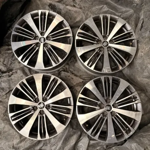 Roda aro 17 Fiat Fastback original