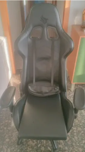 VENDO CADEIRA GAMER CORSAIR - EM MUITO BOM ESTADO