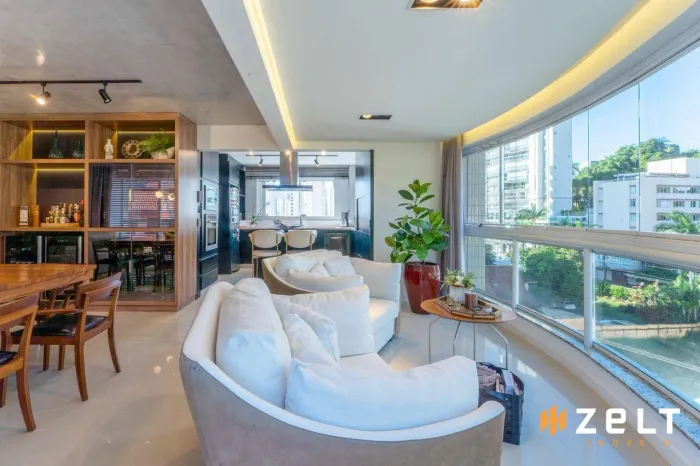 Apartamento Mobiliado com 4 Suites, à Venda no Bairro Jardim Blumenau, Blumenau
