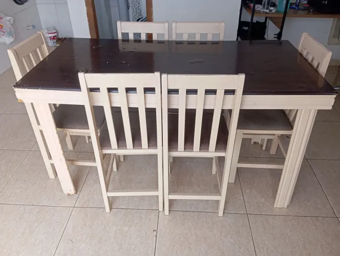 Mesa 6 cadeiras