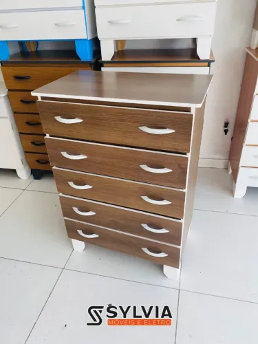 Cômoda 5 gavetas